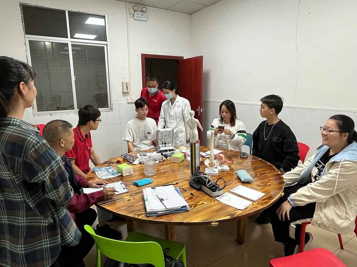 成人免费大片视频厂家